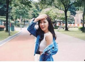 吃瓜网红拍照姿势图解女,吃瓜女孩们的时尚指南